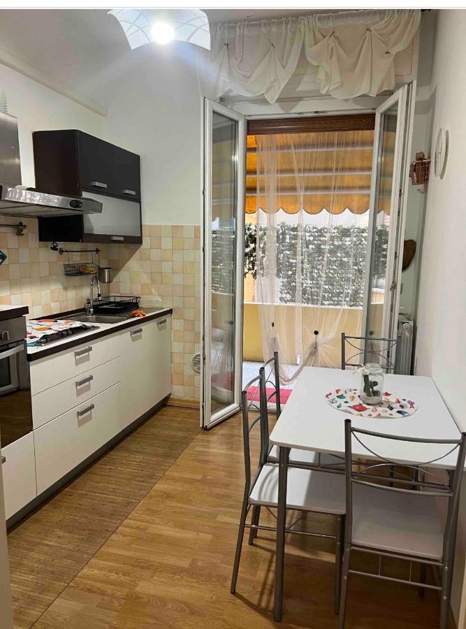 Perla In The Sea Apartment Специя Екстериор снимка